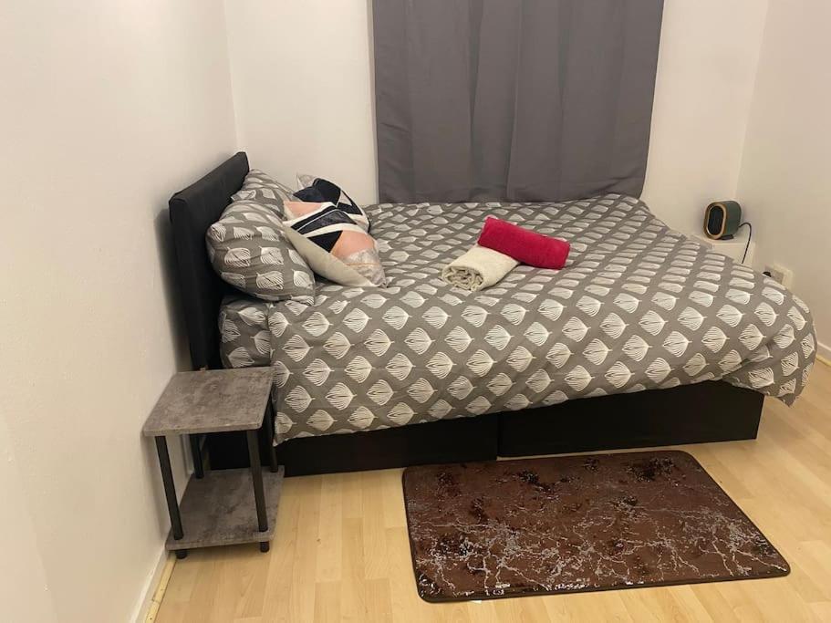 2 Bedroom Flat Camberwell Grove Londra Esterno foto